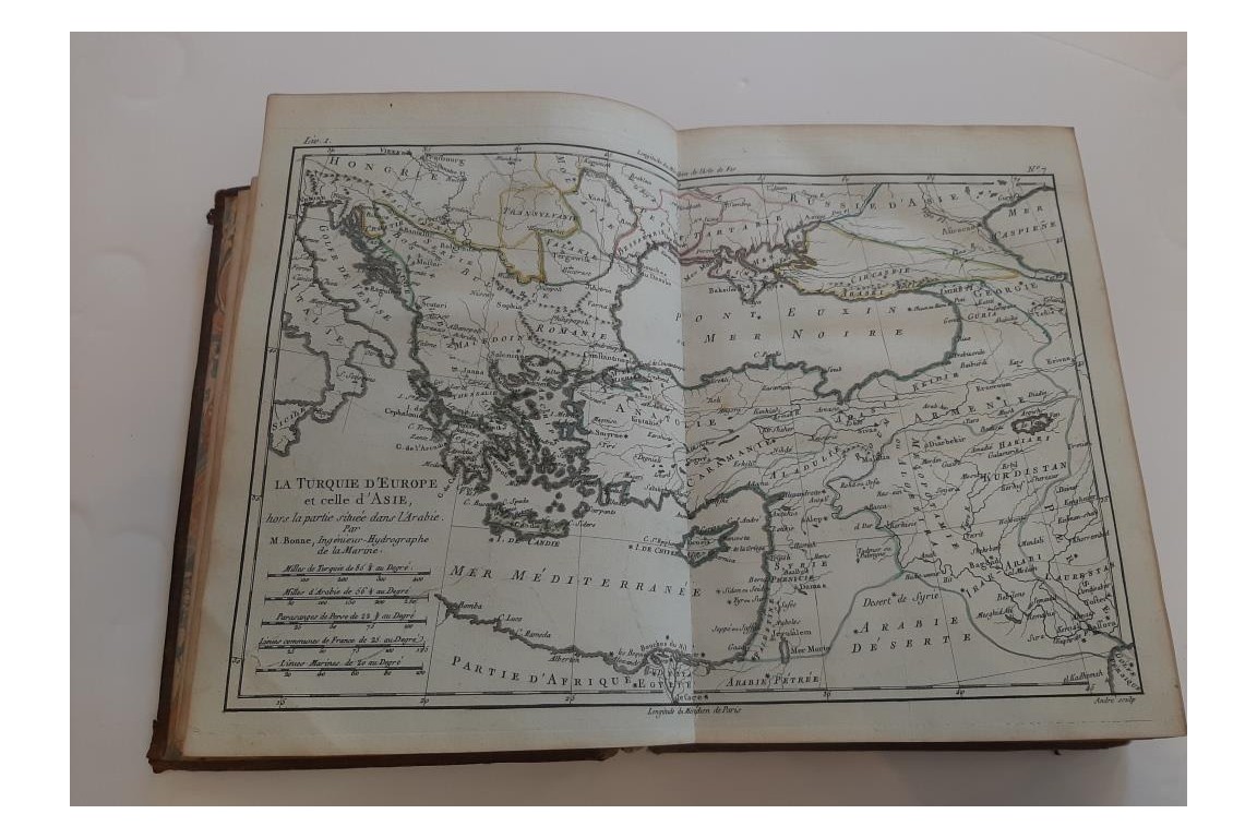 Histoire des deux Indes, by Guillaume-Thomas Raynal, book with maps 1780