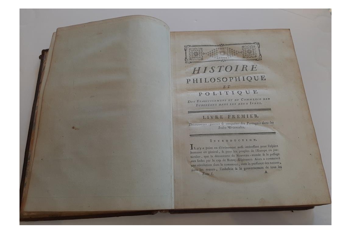 Histoire des deux Indes, by Guillaume-Thomas Raynal, book with maps 1780