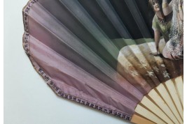 Beautés orientales au perroquet, éventail vers 1900-1930