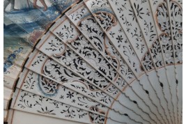 Exotismes en camaïeu, éventail vers 1740-50