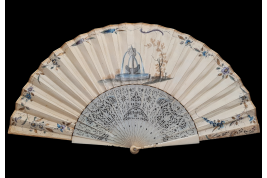 Exotismes en camaïeu, éventail vers 1740-50