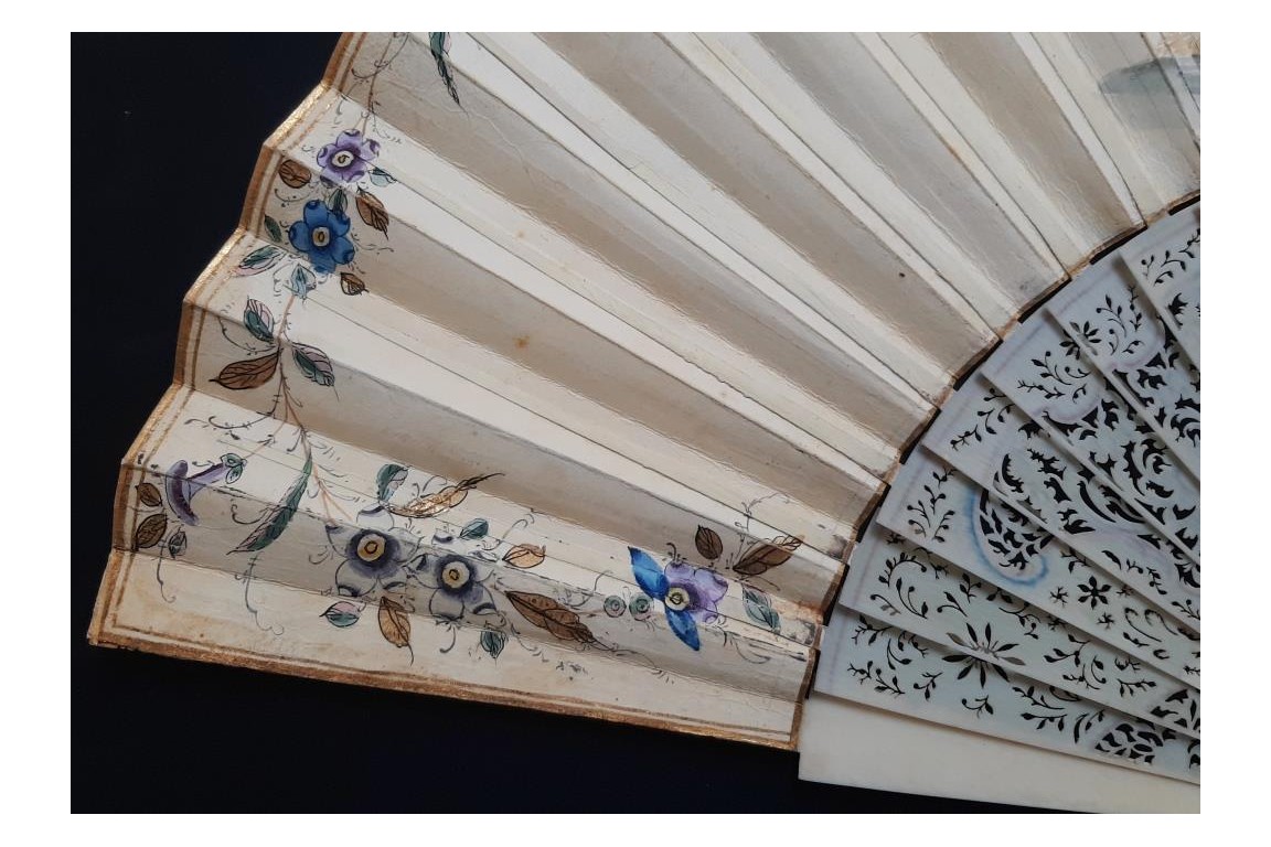 Exotismes en camaïeu, éventail vers 1740-50