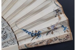 Exotismes en camaïeu, éventail vers 1740-50