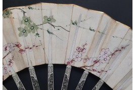 C'est lui ! Éventail Compagnie des Indes vers 1760-70