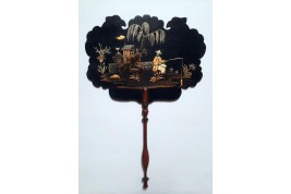 Souvenir de l'ambassade de Siam à Fontainebleau, écrans vers 1861