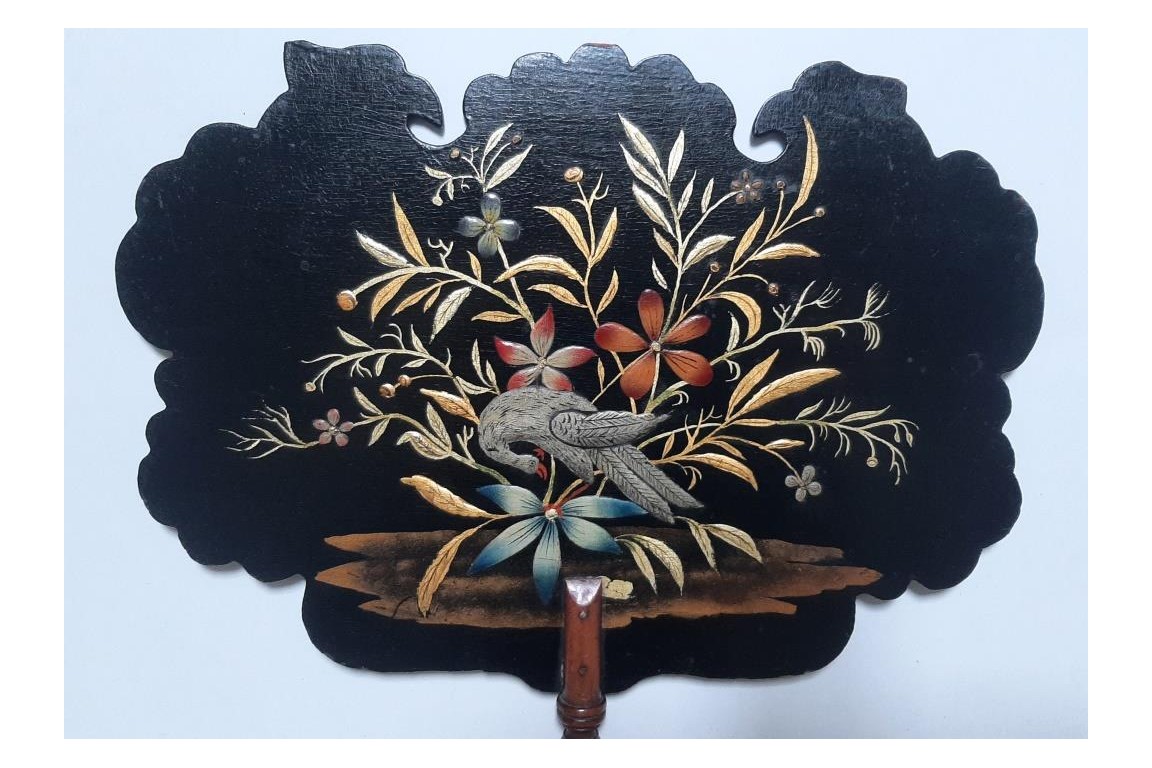 Souvenir de l'ambassade de Siam à Fontainebleau, écrans vers 1861