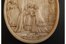 L'impératrice Eugénie visitant les malades, médaillon vers 1866