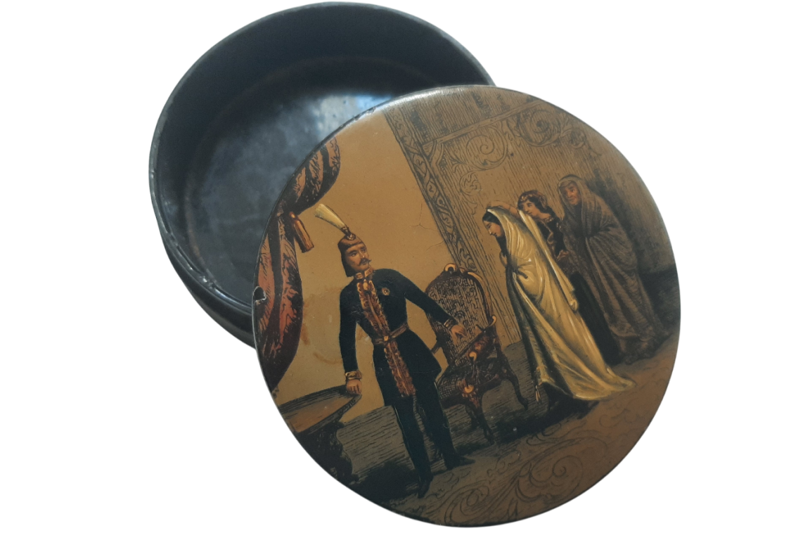Nassereddine Shah, late 19th century snuff box