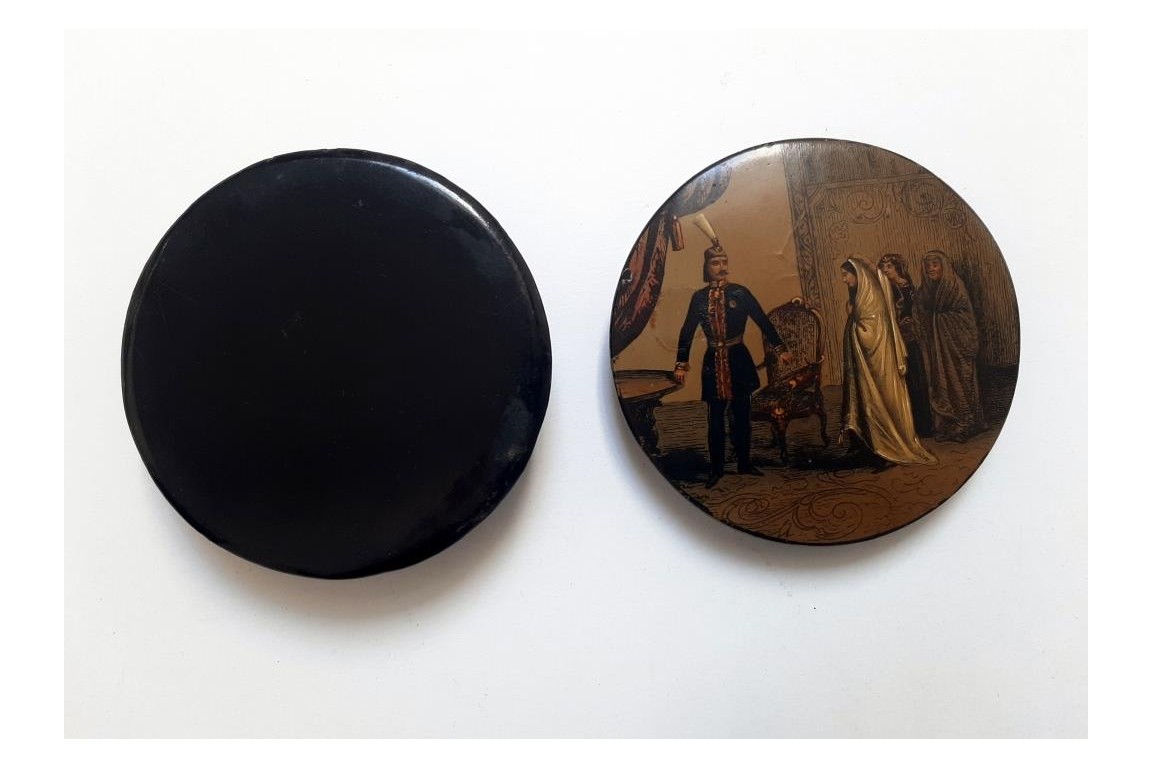 Nassereddine Shah, late 19th century snuff box