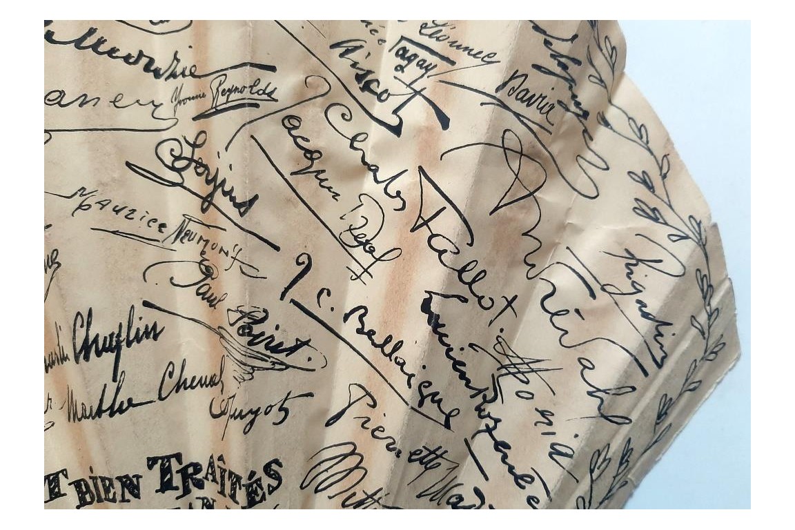 Chez Marianne, éventail publicitaire et autographe, période Art Déco