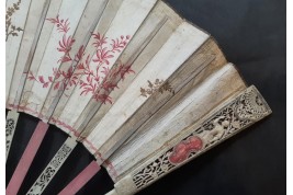 Un camaïeu pour le bal de la duchesse du Berry, éventail Duvelleroy