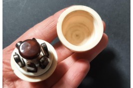 Surprise egg, 19th century