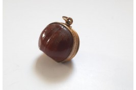 Surprise hazelnut, Nontron cutlery, 19th-20th century