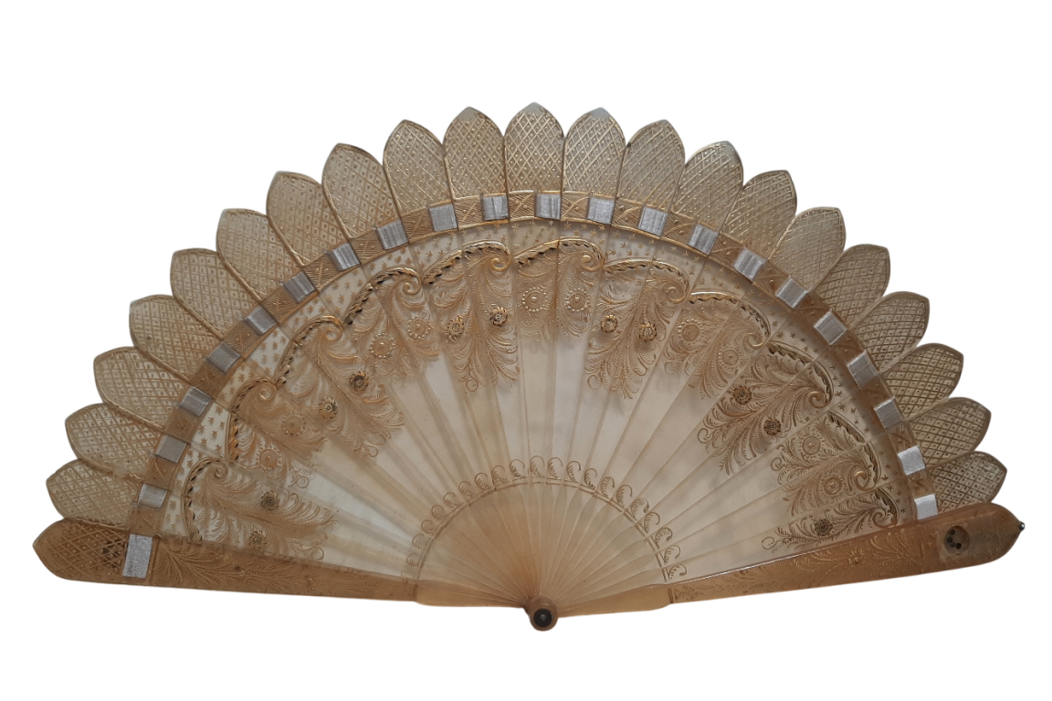 Secret miror, fan circa 1820-30