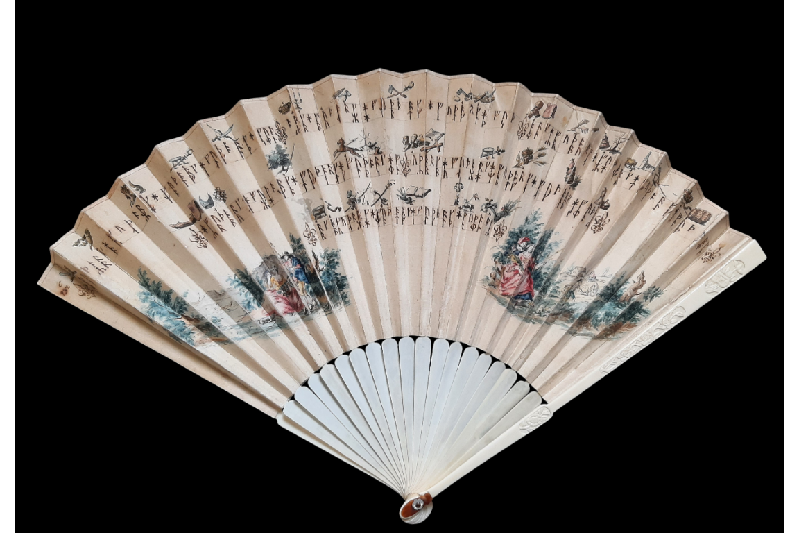 Mystérieuses runes, éventail vers 1730-40