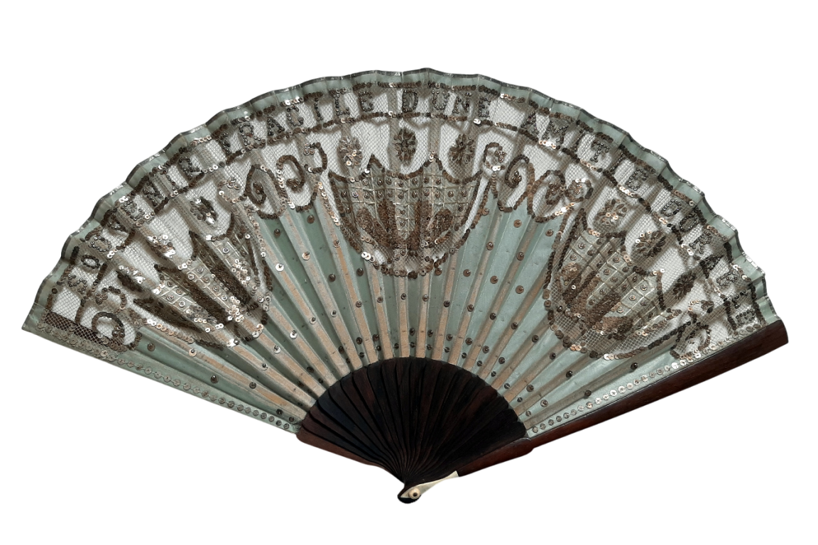 Fragile, éventail vers 1795-1800