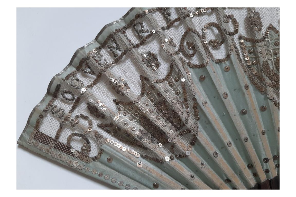 Fragile, fan circa 1795-1800