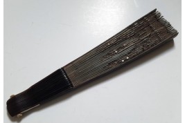 Fragile, éventail vers 1795-1800