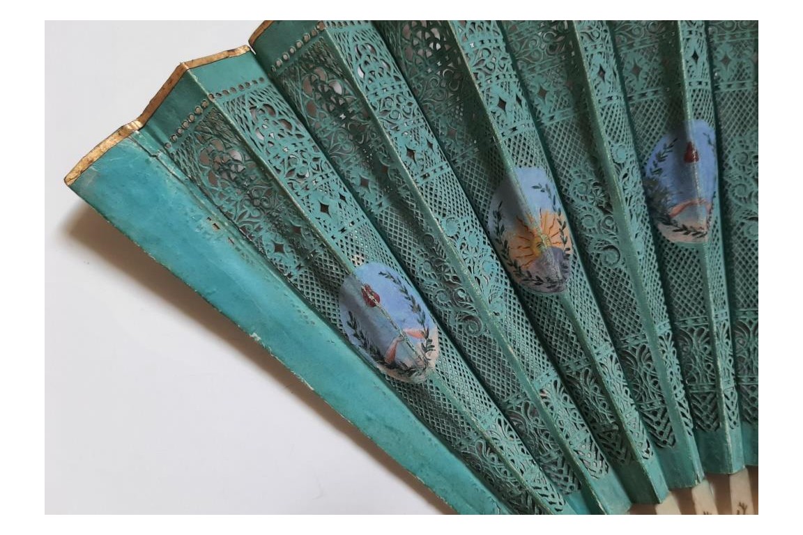 Elegant women of the Second Republic ? Fan circa 1848