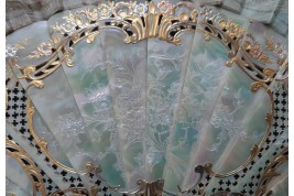 The gaze of love, fan by Micaël and Alexandre, circa 1880-95