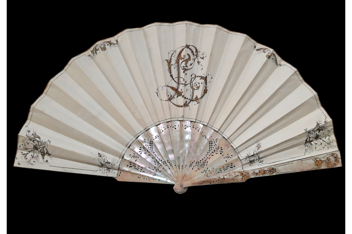 Le regard de l'amour, éventail de Micaël et Alexandre, vers 1880-95