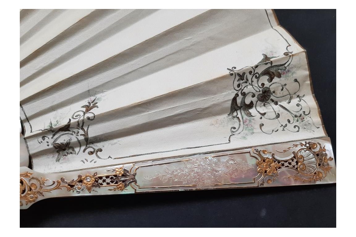 The gaze of love, fan by Micaël and Alexandre, circa 1880-95