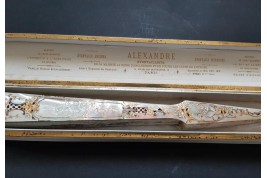 Le regard de l'amour, éventail de Micaël et Alexandre, vers 1880-95