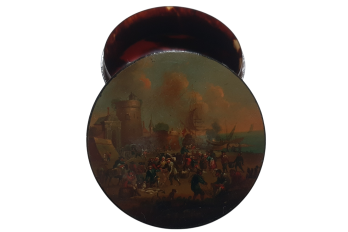 The fish market, 18th century snuffbox