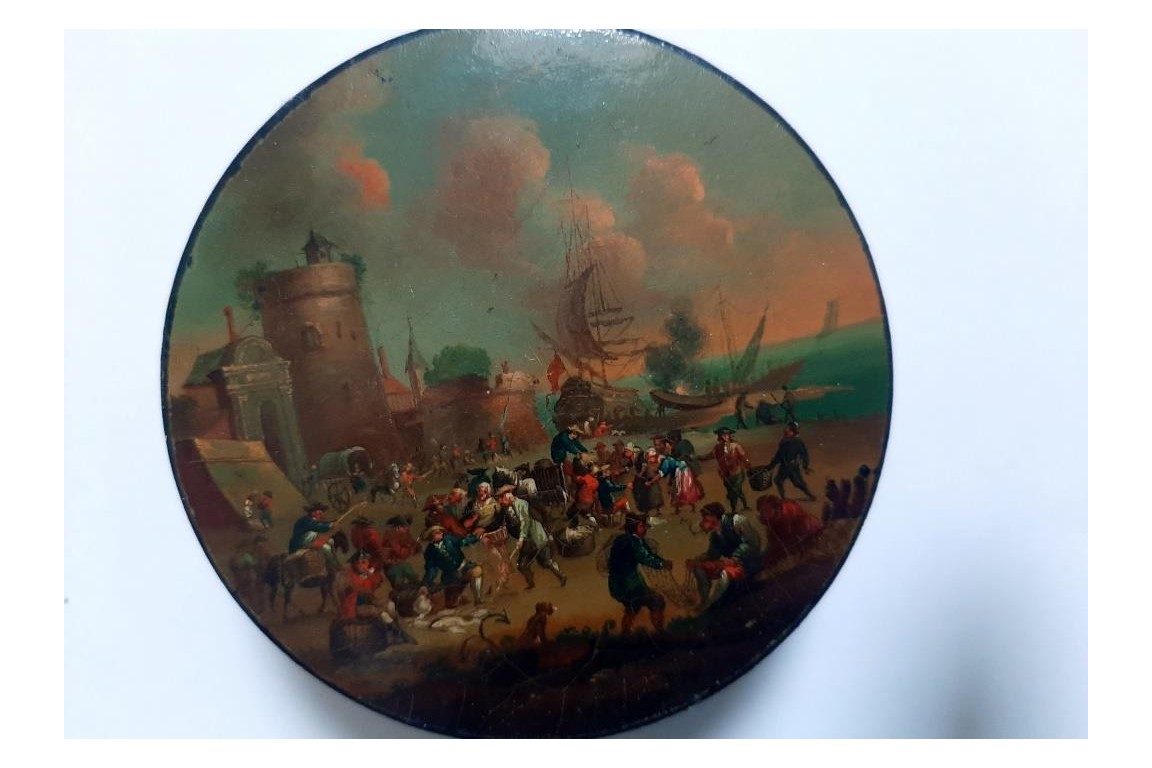 The fish market, 18th century snuffbox