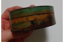 The fish market, 18th century snuffbox
