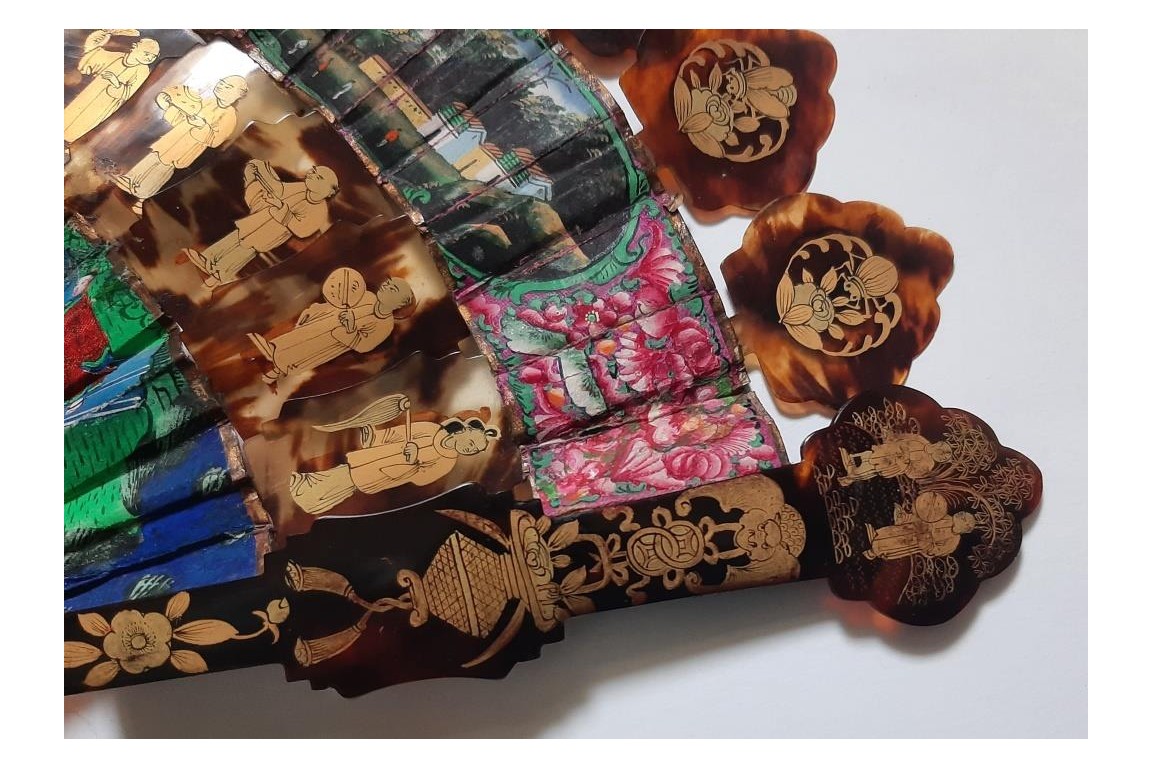 Cabriolet from China, 19th century fan