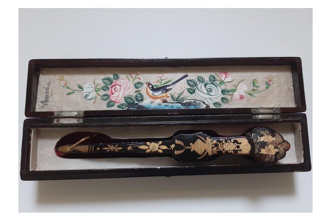 Cabriolet from China, 19th century fan