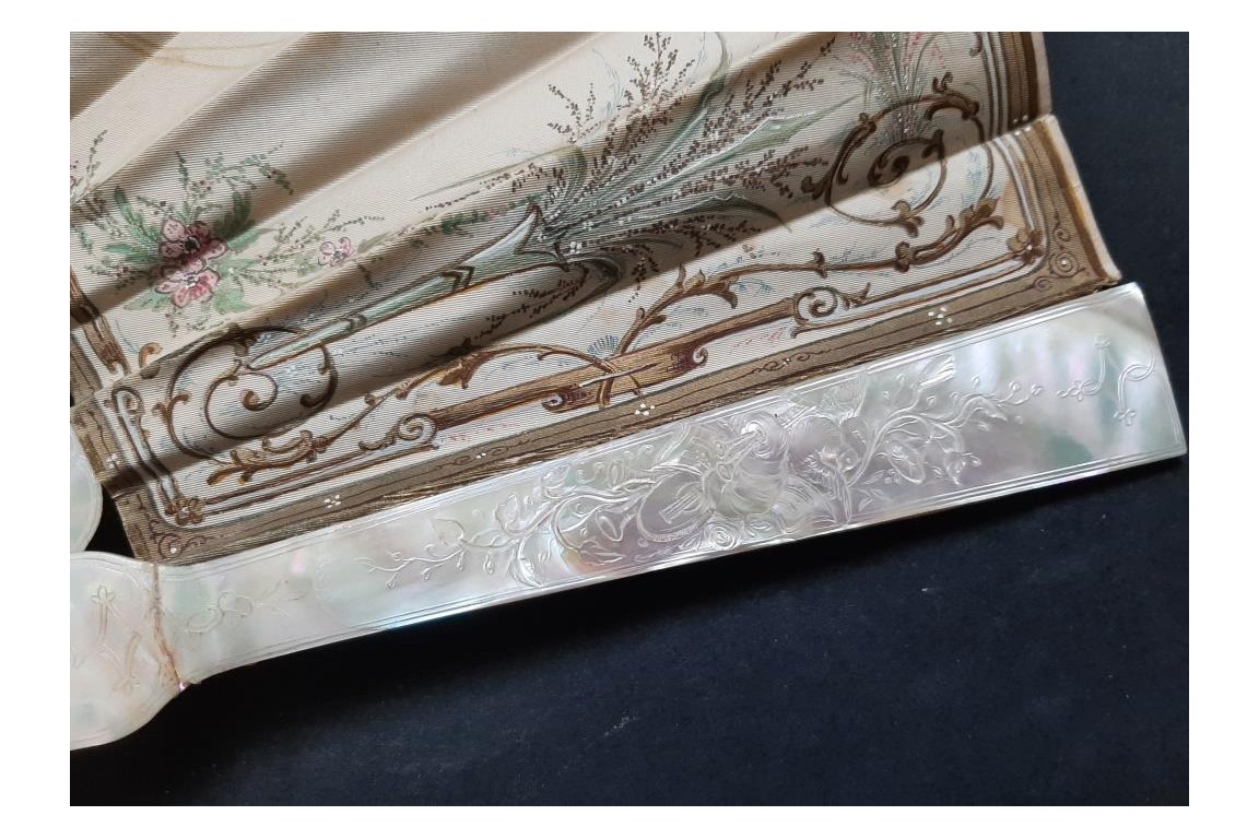 Catching love, Lasellaz fan, late 19th century