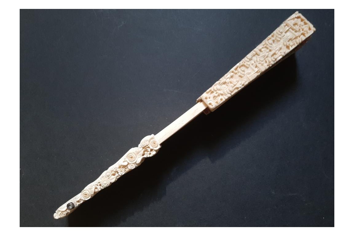 American and European trading posts in Canton, Chinese fan, circa 1847-1856