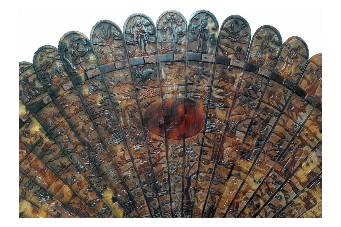 Chinese tortoiseshell fan, 19th century