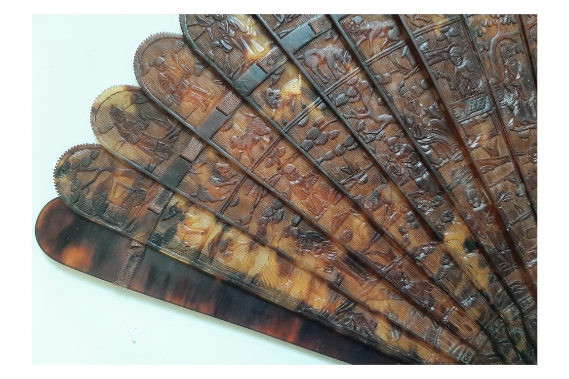 Chinese tortoiseshell fan, 19th century