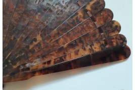 Chinese tortoiseshell fan, 19th century