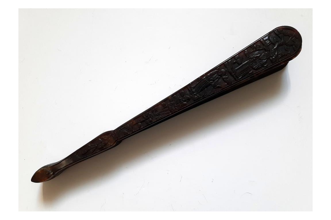 Écaille de Chine, éventail XIXème siècle