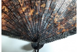 Geometric tortoiseshell fan, 19th century, China