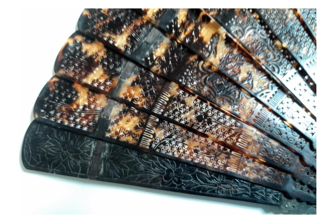 Geometric tortoiseshell fan, 19th century, China