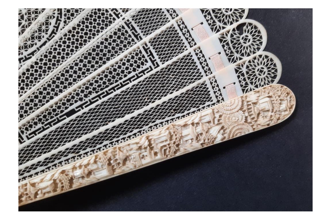 Chine géométrique, éventail vers 1795-1810