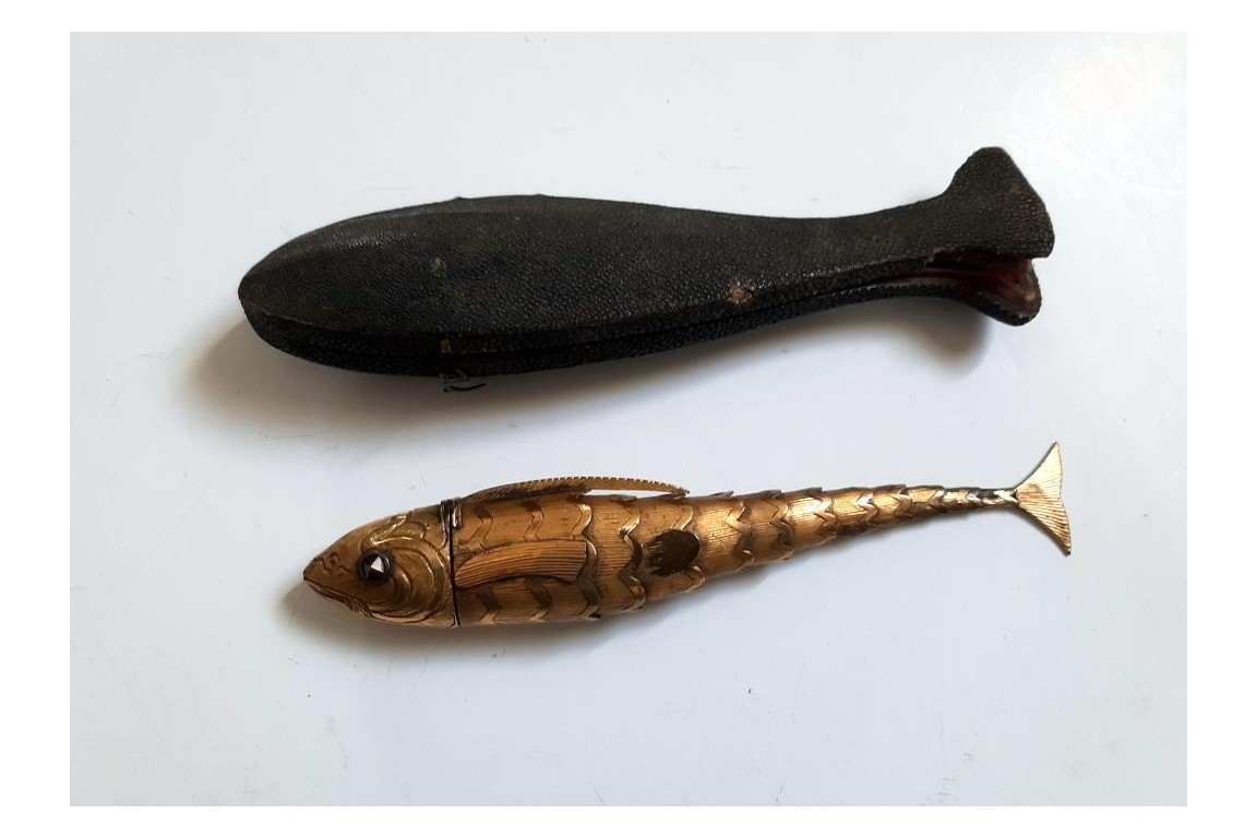 Poisson, boite à épices, XVIIIeme siècle