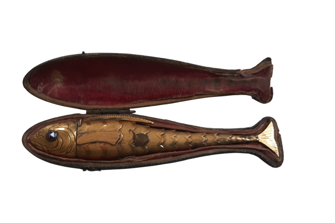 Poisson, boite à épices, XVIIIeme siècle