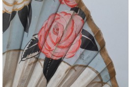 Parfum June Roses de Morny, éventail de Lopez après 1918