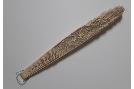 Radiana, phosphorescent “luminous” fan, circa 1922-23