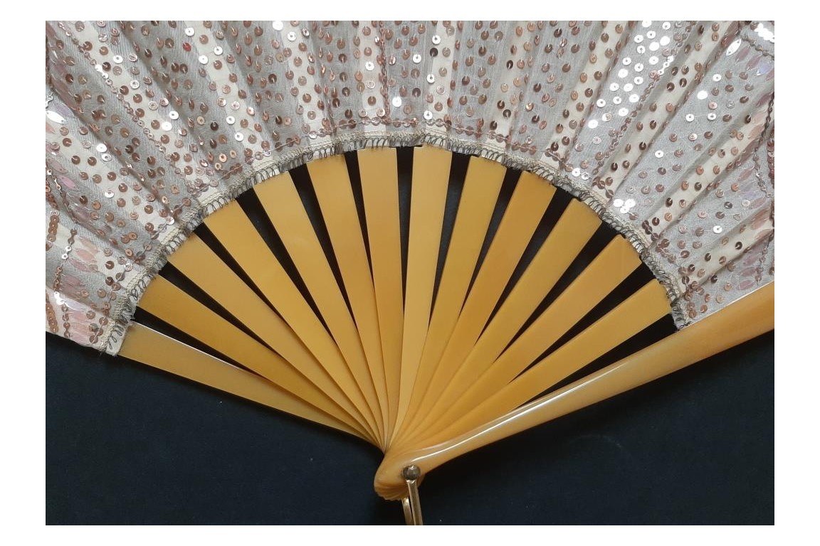 Grand ballon rose, éventail vers 1920-25