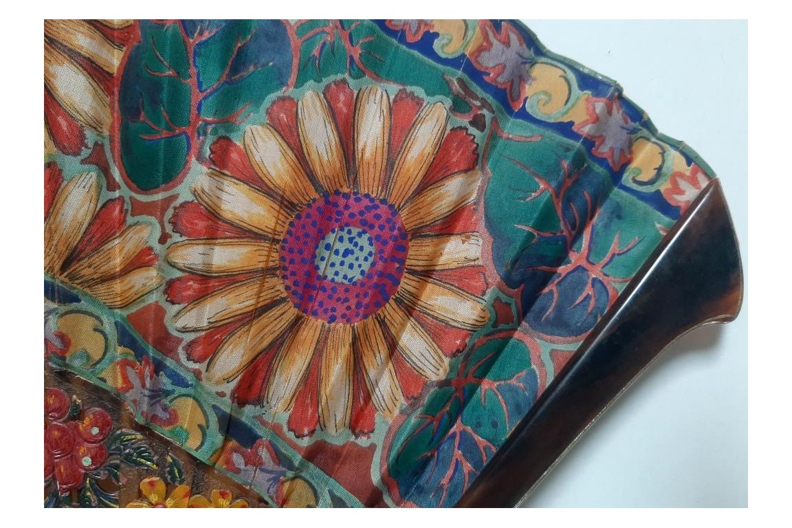 Les tournesols, éventail vers 1925