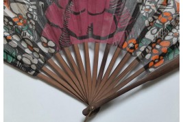 The kiss, Art Deco fan ?