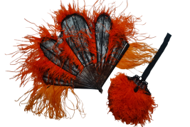 Parure orange et noire, éventail et sac vers 1921