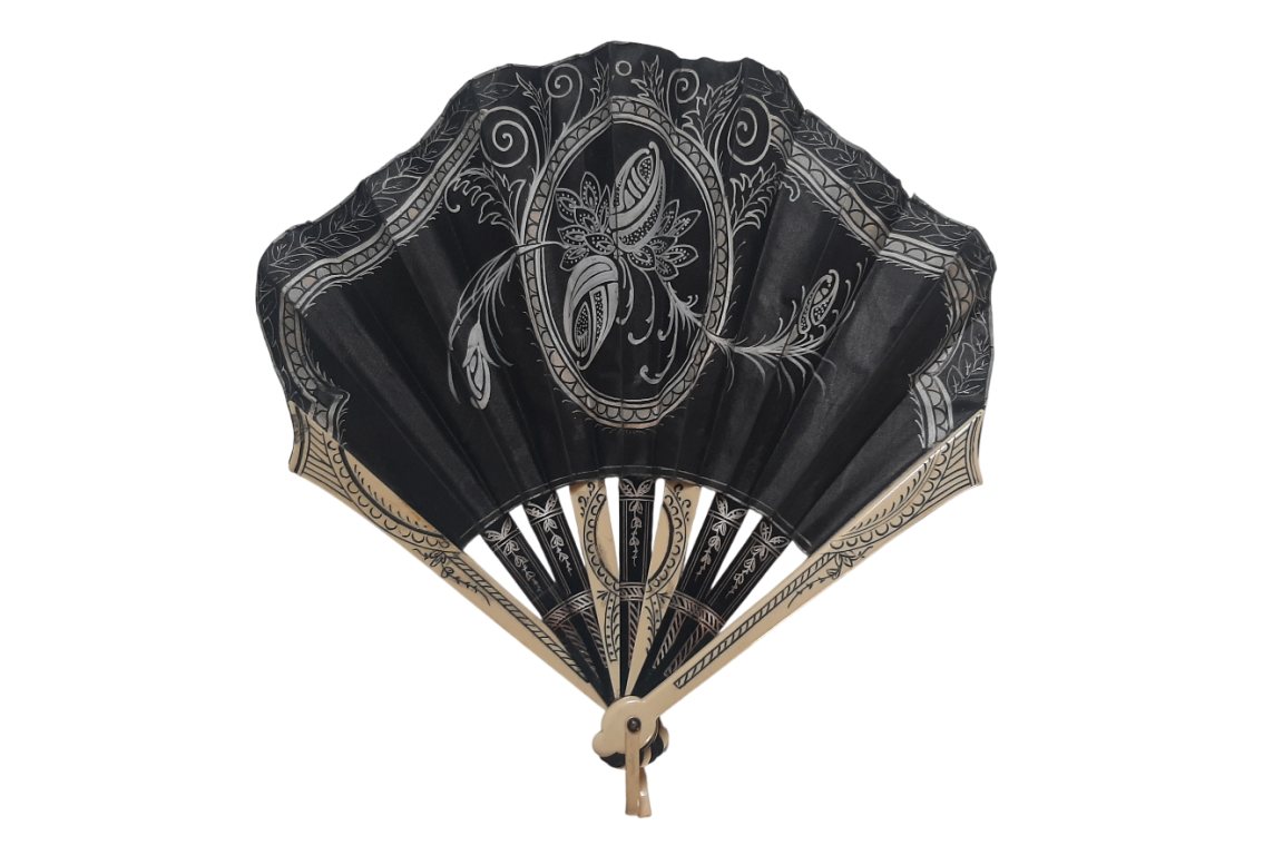 Art déco noir et blanc, éventail vers 1925